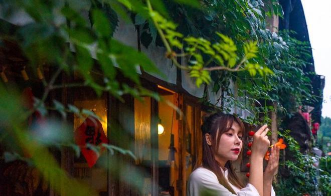 美的家用中央空调:领航家居舒适度,冠名华夏家博会10城展会